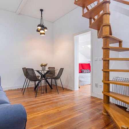 Alfama 2Bdr Duplex Apartment W/ Balcony By Lovelystay Lisboa Eksteriør billede