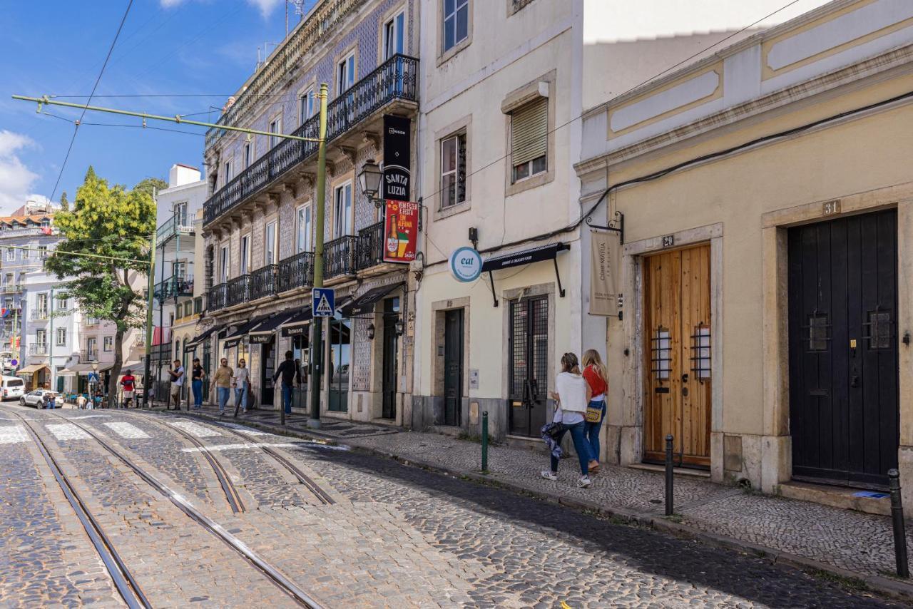 Alfama 2Bdr Duplex Apartment W/ Balcony By Lovelystay Lisboa Eksteriør billede
