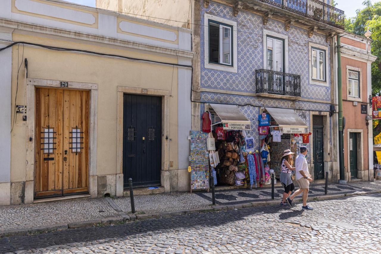Alfama 2Bdr Duplex Apartment W/ Balcony By Lovelystay Lisboa Eksteriør billede