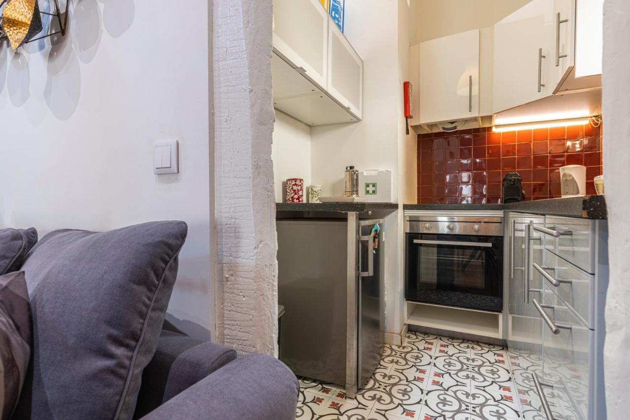 Alfama 2Bdr Duplex Apartment W/ Balcony By Lovelystay Lisboa Eksteriør billede